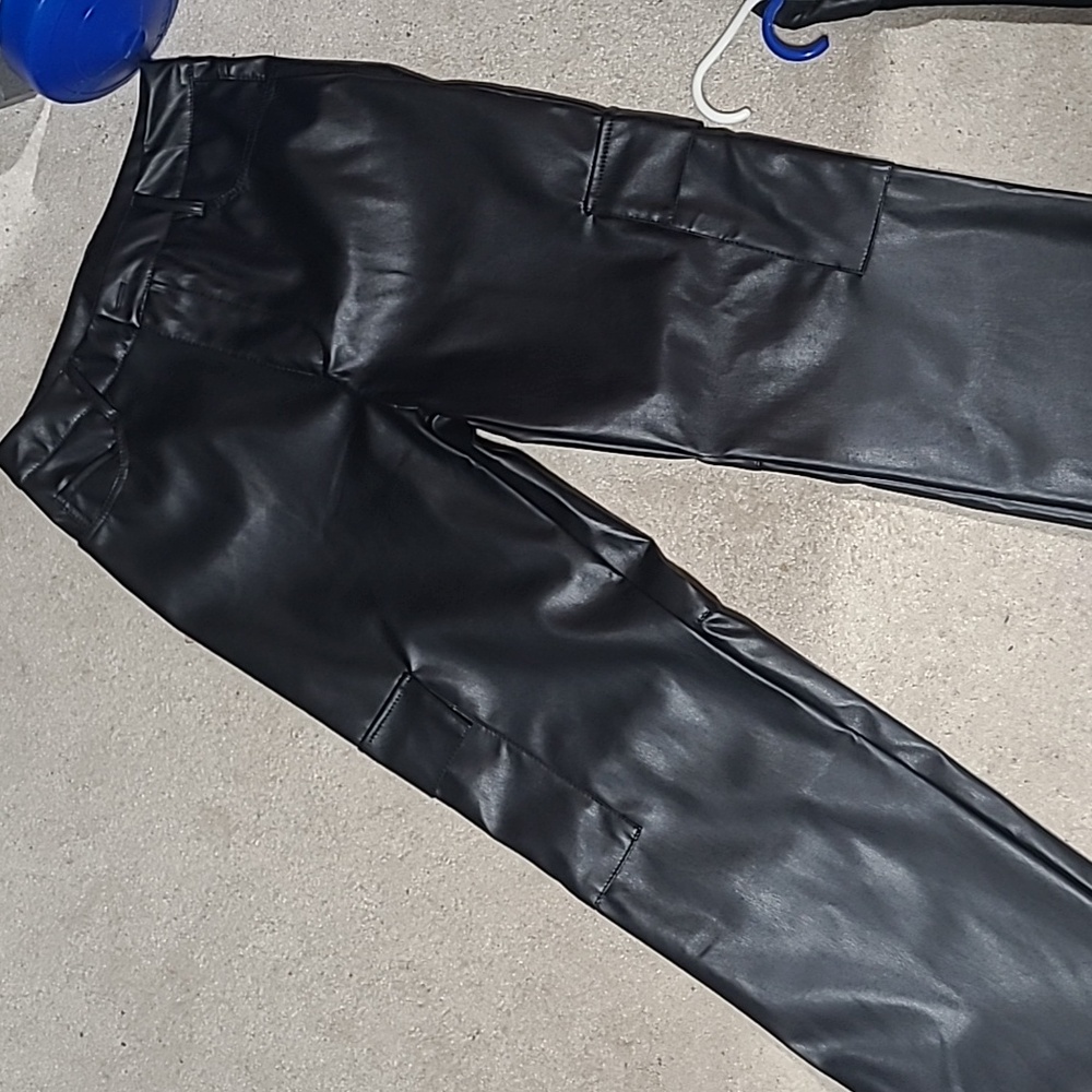 Women's faux leather pants size 10 blue notes cargo